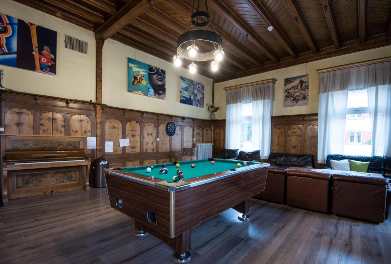 Hotel Jenatsch Парпан Экстерьер фото